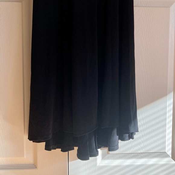 City Triangles Floor-Length Gown - Picture 8 of 8